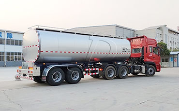 客户见证：轻量化鲜奶运输车，提升乳品企业物流效率